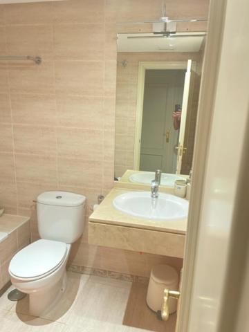 מארבלה Hacienda Nagueles 1, 2 Bed 2 Bath, Large Terrace 400M From Beach מראה חיצוני תמונה